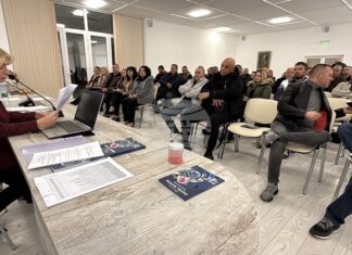 Розопроизводители от цялата страна учредиха в Павел баня „Обединение българска маслодайна роза“