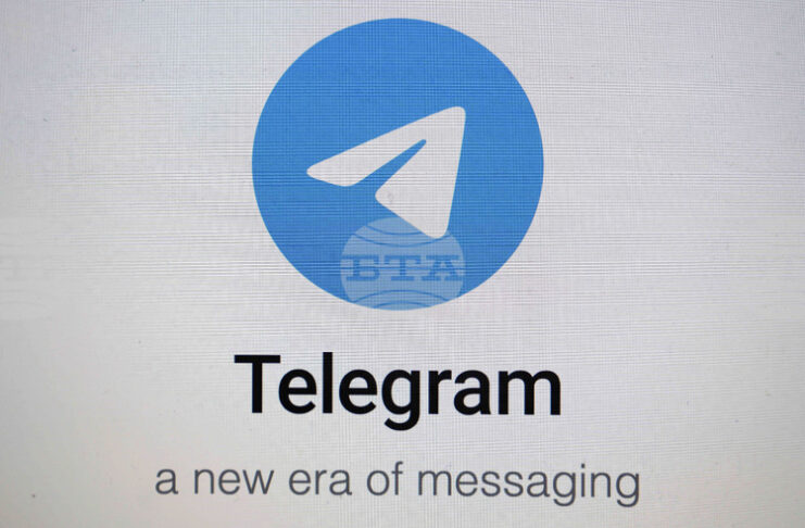Руските власти обмислят блокиране на "Телеграм" от началото на април, съобщи РБК