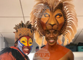 Съпрузи играят заедно в бродуейските постановки „Аладин“ и „Цар Лъв“