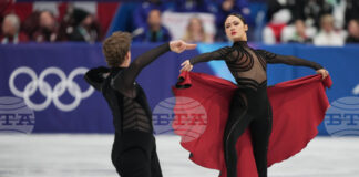 САЩ продължава да води в класирането след втория ден на отборната надпревара по фигурно пързаляне на Игрите в Милано-Кортина