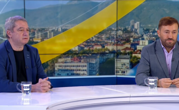 Бившият министър на вътрешните работи Емануил Йорданов и бившият директор на Националната следствена служба Бойко Найденов.