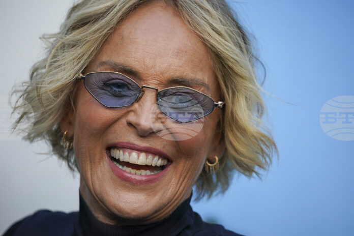 Шарън Стоун беше сред звездите на бала във Виенската опера