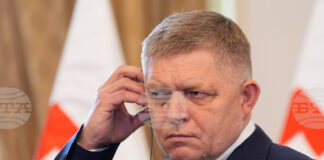 Словакия ще спре извънредното предоставяне на електроенергия за Украйна, ако не бъдат възобновени доставките на петрол по "Дружба", каза Фицо