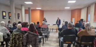 Среща с поетесата Роза Боянова се състоя в Народно читалище „Добри Войников – 1856“ в Шумен