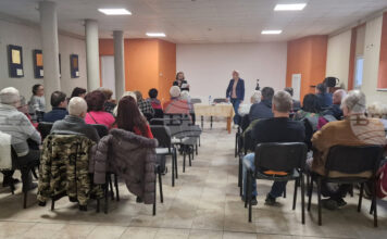 Среща с поетесата Роза Боянова се състоя в Народно читалище „Добри Войников – 1856“ в Шумен