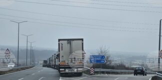 Трафикът е интензивен на ГКПП „Капитан Андреево“ и „Лесово“ на изход за товарни автомобили