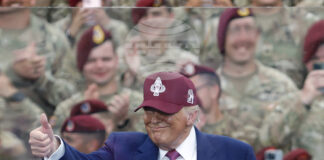 Тръмп ще посети Северна Каролина, за да поздрави специалните сили, които свалиха от власт Мадуро