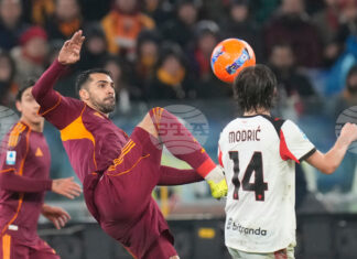 Турският национал Зеки Челик напуска Рома след края на сезона