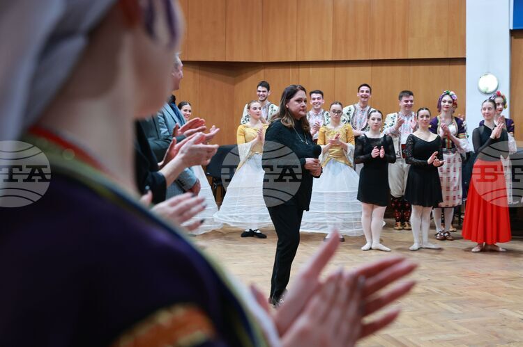 В Националната музикална академия се изучават много интересни дисциплини, свързани с музиката и с танца, каза проф. д-р Маша Илиева