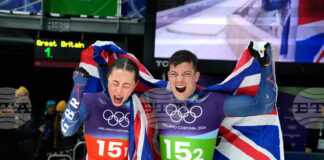 Великобритания спечели златните медали в състезанието по скелетон за смесени отбори