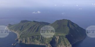 Япония съобщи, че е открила редкоземни елементи по време на дълбоководна проучвателна мисия