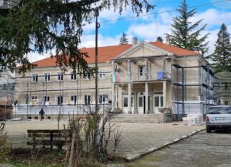 Започна енергийното обновяване на читалища в котленските села Мокрен и Тича, съобщиха от общината