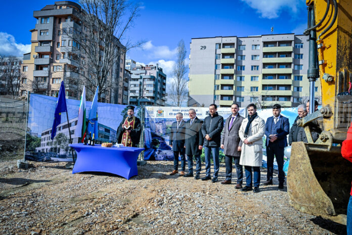 Започна изграждането на първото общинско основно училище в столичния квартал Започна изграждането на първото общинско основно училище в столичния квартал „Студентски град“
