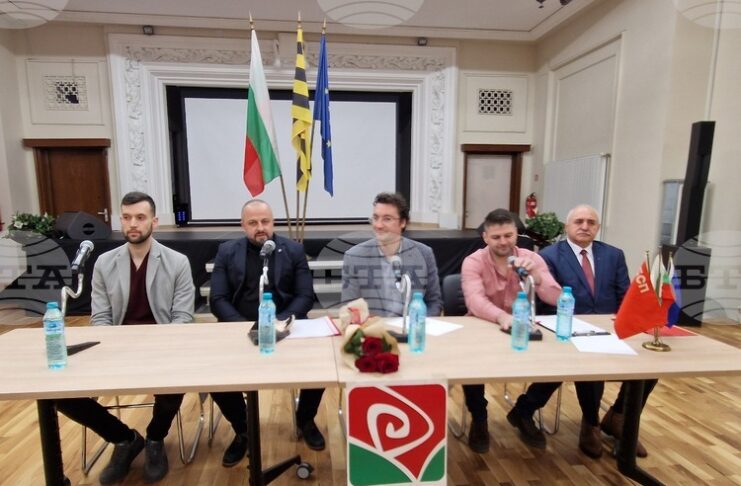 Започва тесен диалог, целта е бързо да се преодолее сегашното състояние на БСП, каза в Перник Крум Зарков