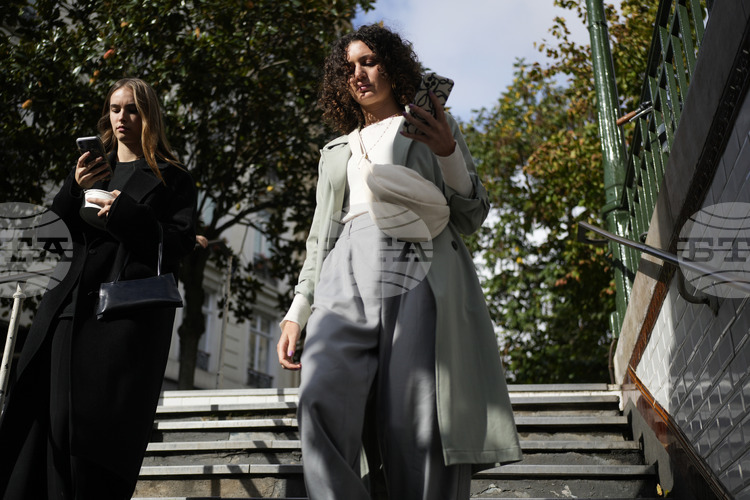 „Оранж“ отчете резултати над очакванията за четвъртото тримесечие на 2025 г. благодарение на силен растеж в Африка и Близкия изток