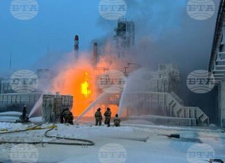 Пожар на пристанището в Уст Луга.