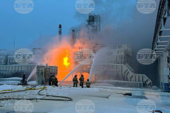 Пожар на пристанището в Уст Луга.