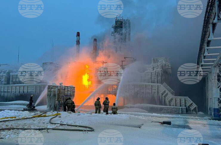 Пожар на пристанището в Уст Луга.