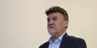 Борислав Михайлов