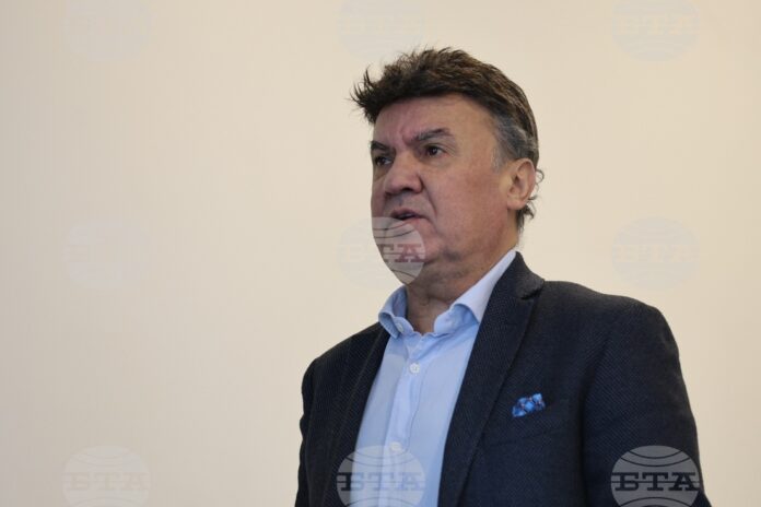 Борислав Михайлов