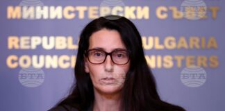 На снимката: служебният министър на регионалното развитие и благоустройството Ангелина Бонева.