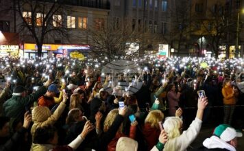 Граждани протестираха с настояване за истината за случаите „Петрохан" и „Околчица"