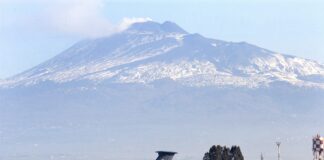 Военна база "Сигонела" на остров Сицилия