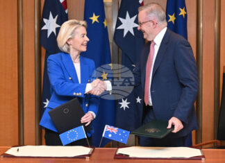 Председателката на Европейската комисия Урсула фон дер Лайен и австралийският премиер Антъни Албанезе