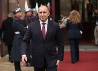 Румен Радев