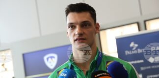 Александър Николов вкара 25 точки и класира Кучине Лубе Чивитанова на полуфинал в италианското волейболно първенство