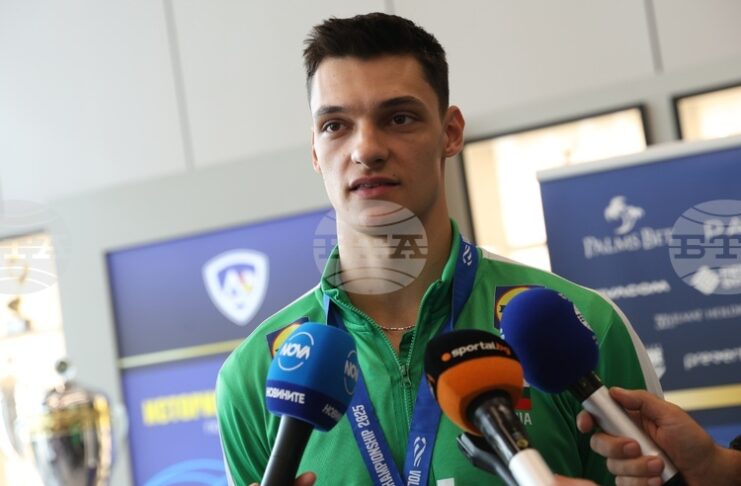 Александър Николов вкара 25 точки и класира Кучине Лубе Чивитанова на полуфинал в италианското волейболно първенство