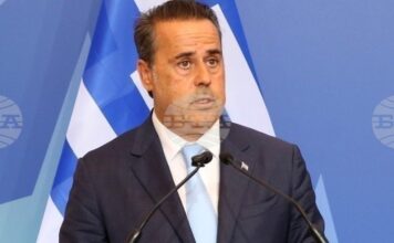 АНА-МПА: Окончателните подписи за сондажите в Йонийско море се очакват през април, каза гръцкият енергиен министър Папаставру