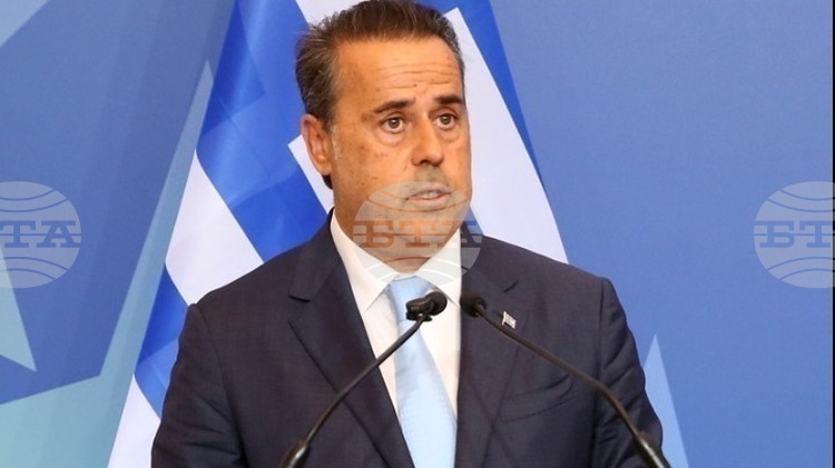 АНА-МПА: Окончателните подписи за сондажите в Йонийско море се очакват през април, каза гръцкият енергиен министър Папаставру