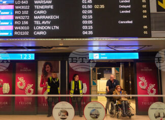 АНАЛИЗ
Десетки хиляди чужденци са блокирани в Близкия изток заради разширяването на войната с Иран АНАЛИЗ
Десетки хиляди чужденци са блокирани в Близкия изток заради разширяването на войната с Иран