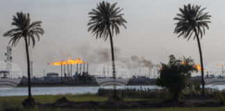 Багдад планира обновяване на тръбопровода за директен износ на петрол от провинция Киркук към Турция, съобщи иракският министър на петрола