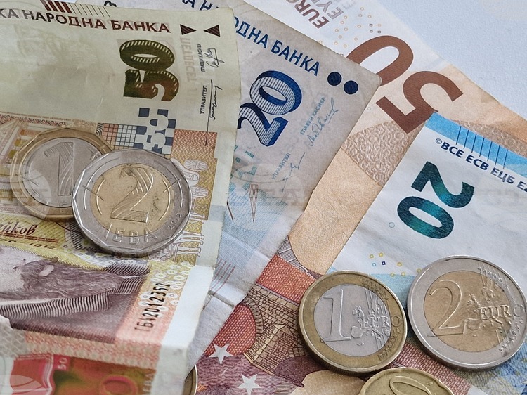 България е втора в ЕС по ръст на почасовите възнаграждения през четвъртото тримесечие на 2025 г.