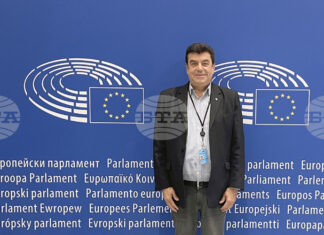 България не е най-бедната държава в ЕС, но остава страната с най-голямо неравенство в доходите, каза синдикалистът Веселин Митов за БТА