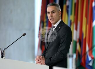 Андрей Гюров