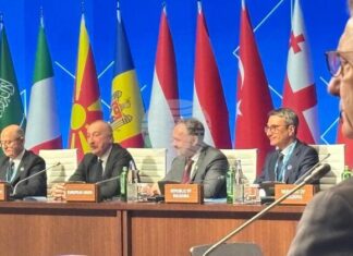 40% от потреблението на газ в България се осигуряват от Азербайджан, заяви министър Трайков в Баку Близо 40 на сто от потреблението на газ в България се осигуряват от Азербайджан, заяви министър Трайков в Баку