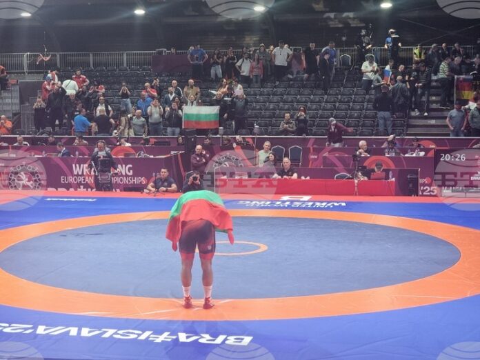 Борците на ЦСКА в класически стил и общо 84 български състезатели ще вземат участие на турнира "Дан Колов - Никола Петров"