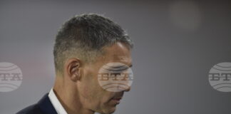 Бразилският гранд Сантос уволни аржентинския си треньор Хуан Пабло Войвода