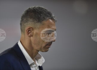 Бразилският гранд Сантос уволни аржентинския си треньор Хуан Пабло Войвода