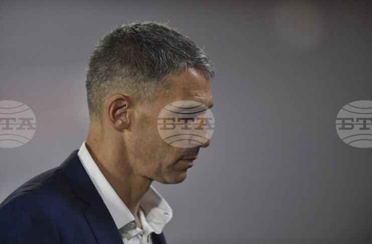 Бразилският гранд Сантос уволни аржентинския си треньор Хуан Пабло Войвода