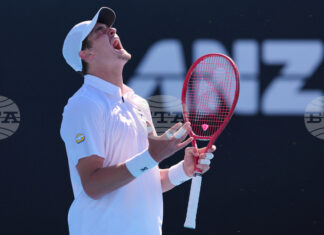 Бразилският талант Жоао Фонсека, хърватският ветеран Марин Чилич и гъркът Стефанос Циципас преминаха във втория кръг на турнира "Мастърс" в Маями