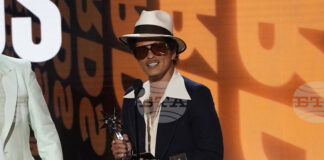 Бруно Марс се завърна на челна позиция в класацията на "Билборд" за сингли