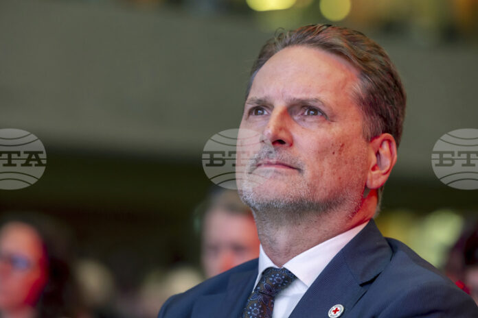 Червения кръст заяви, че улеснява размяната между Украйна и Русия на средно около хиляда тела на убити във войната всеки месец