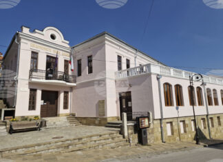 Четвърти областен конкурс „Уникално облекло за книга“ организира библиотеката при читалище „Надежда“ във Велико Търново