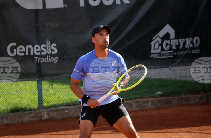 Димитър Кузманов се класира за втория кръг от квалификациите на тенис турнир в Букурещ