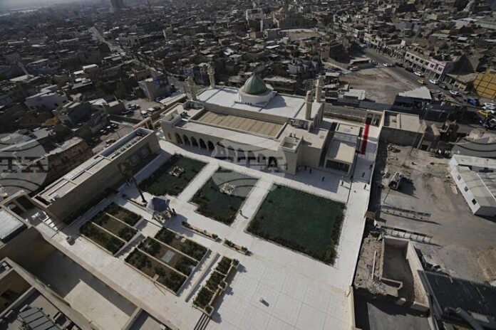 Двама иракски полицаи бяха убити при удар срещу щаба на "Силите за народна мобилизация" в Мосул, съобщиха местните власти