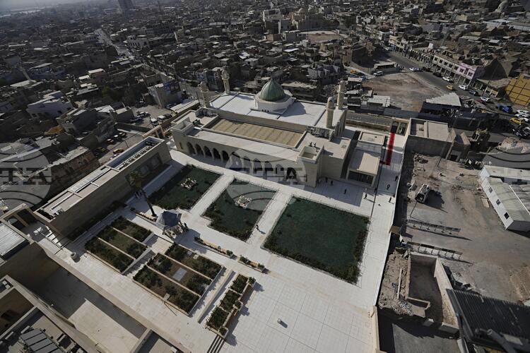 Двама иракски полицаи бяха убити при удар срещу щаба на "Силите за народна мобилизация" в Мосул, съобщиха местните власти